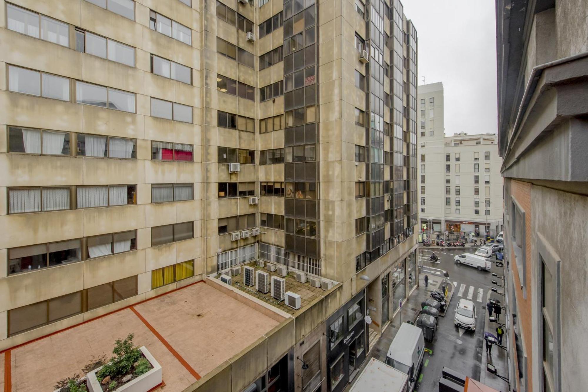 Excuisite New Apt En Gran Via Para 5Pax E2 马德里 外观 照片